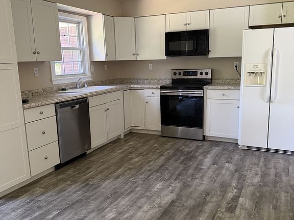 2nd image of 11818 Springmeadow Ln