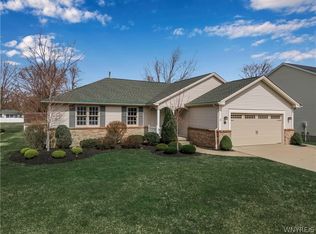 18 Riemers Ave, Lancaster, NY 14086