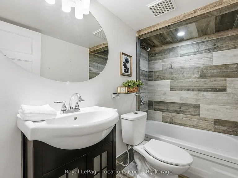 32 Courtice Cres — Photo 27