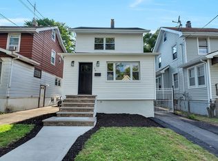 56 South Ave, Staten Island, NY 10303