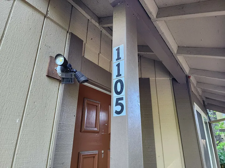 1101 Mission Blvd — Photo 32