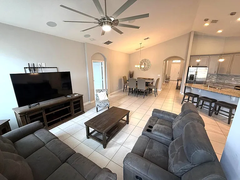 1165 Hilltop Pl — Photo 8