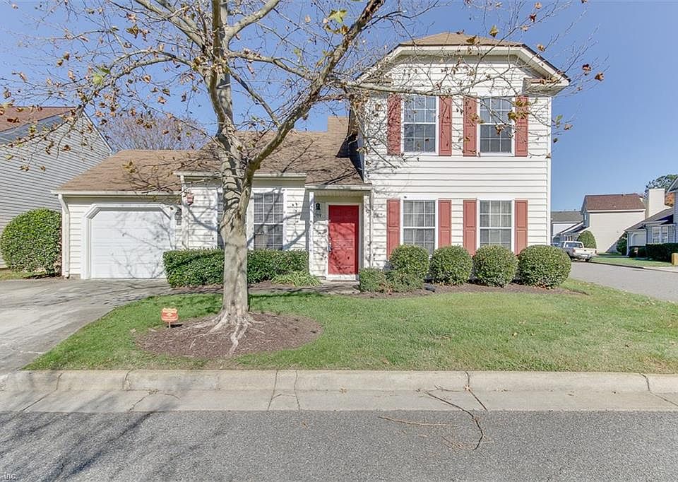 1st image of 204 Twin Oaks Ct