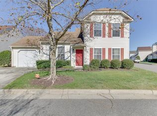 204 Twin Oaks Ct, Chesapeake, VA 23320