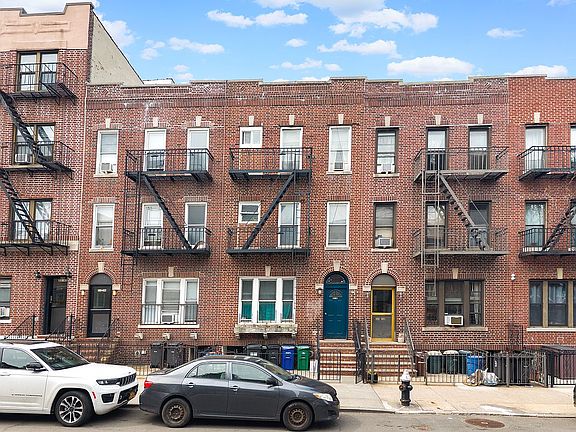 3rd image of 33-34 29th St