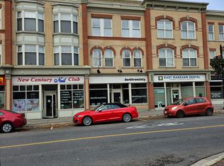 68 Main St N #329, Markham, ON L3P0N5