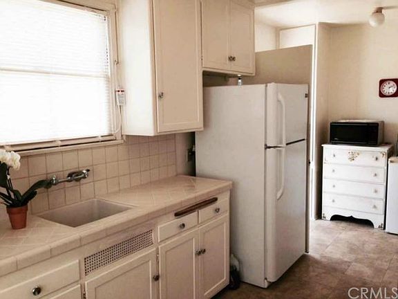 5th image of 4529 Atlantic Ave