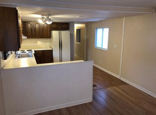 421 E Glade St, Glade Spring, VA 24340