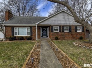 23 Danbury Dr, Springfield, IL 62704