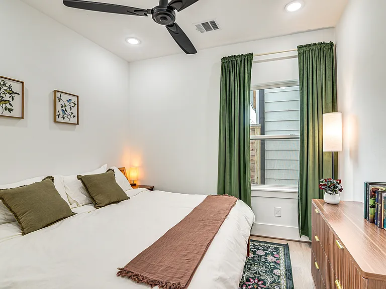 1503 Egypt St — Photo 17