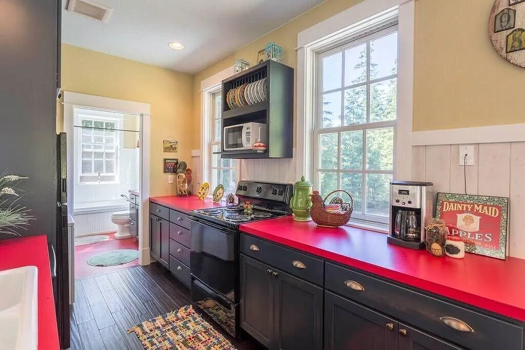3740 Amble Rd — Photo 4