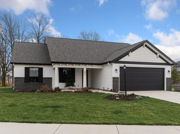 1815 Waynedale Dr, Garrett, IN 46738