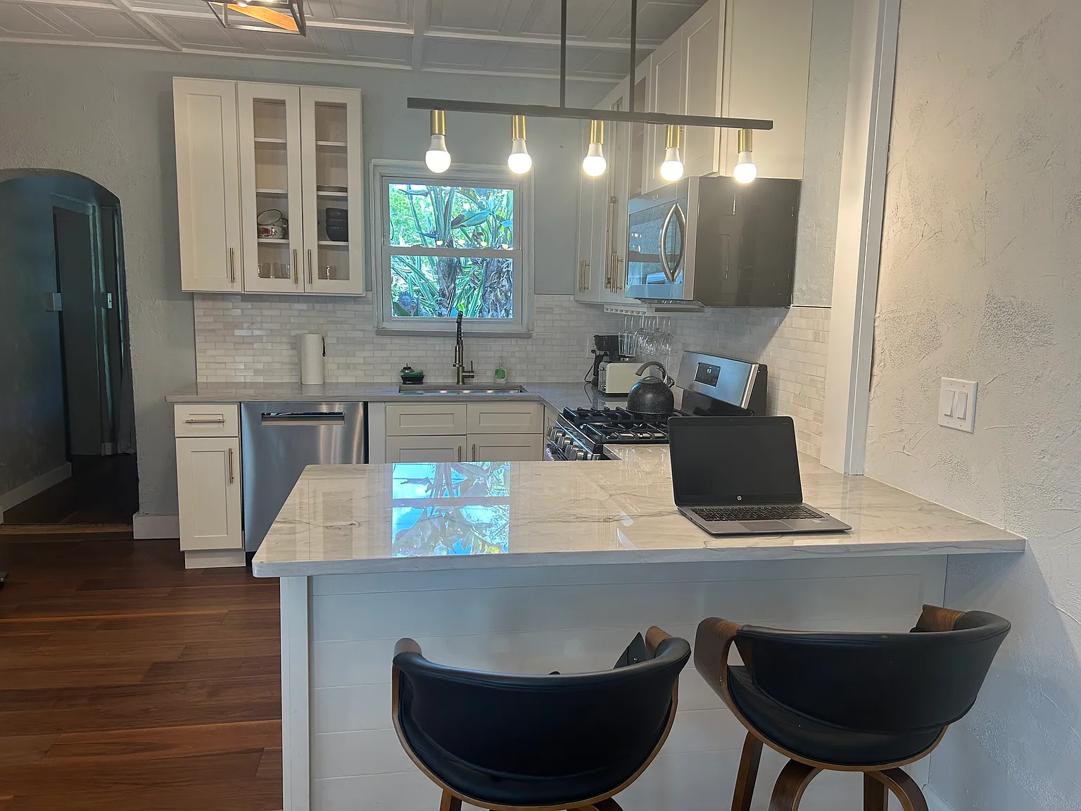 2 bed, 1236 sqft, $2,650 — Photo 4