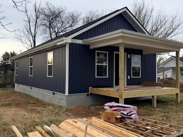 742 Seymour St, Morristown, TN 37813