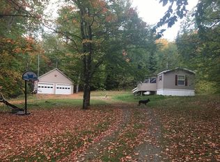 1130 E Plantation Rd, E Plantation, ME 04734