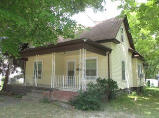 506 N Cross St, Robinson, IL 62454