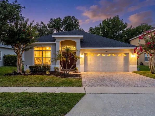 33827 Terragona Dr, Sorrento, FL 32776