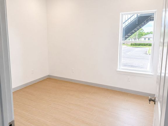 5th image of 217 N 7th St #2