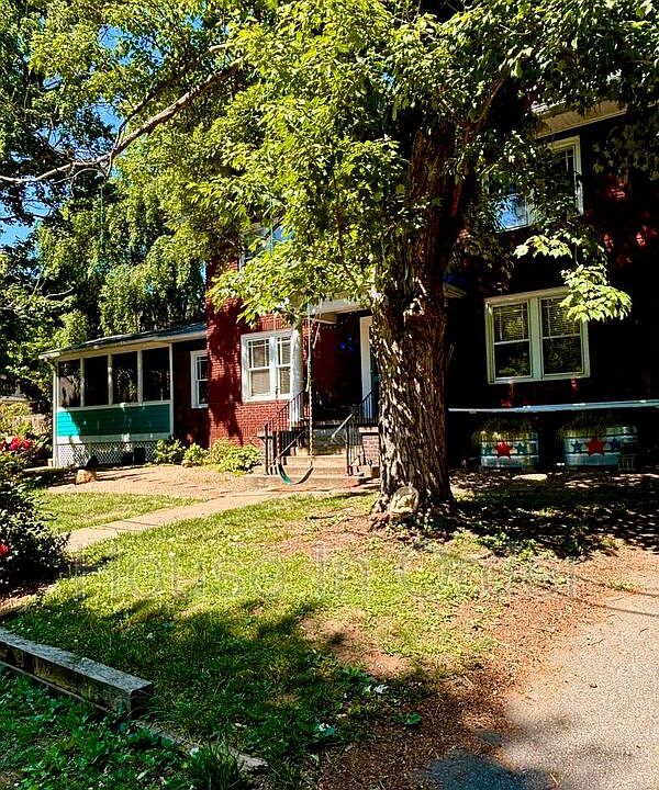 1st image of 22 Brucemont Cir