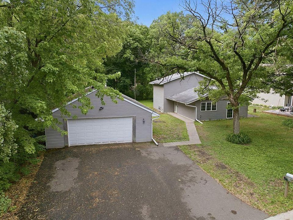 1st image of 561 Westwood Dr