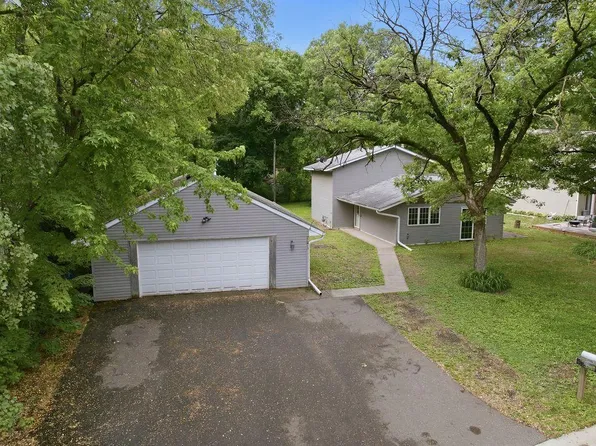 561 Westwood Dr, Big Lake, MN 55309