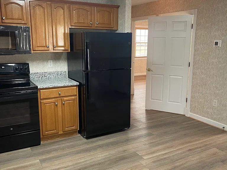 14268 Shelby Cir — Photo 8