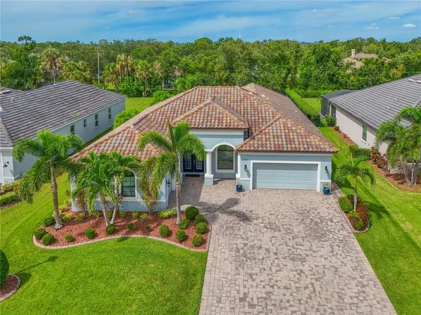 1055 145th Street Cir NE, Bradenton, FL 34212