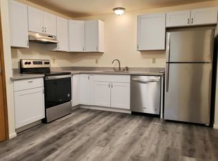 9801 132nd Street Ct E APT B, Puyallup, WA 98373