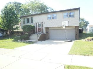 7500 163rd Pl, Tinley Park, IL