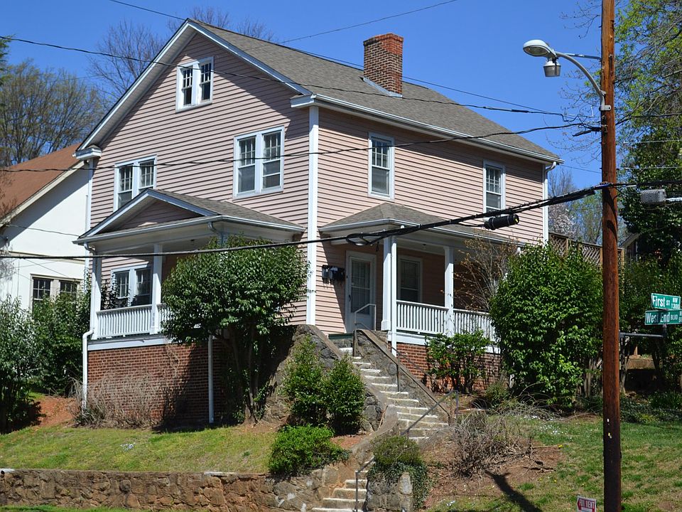 House has 3 units. This unit A is on main floor.