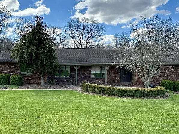 951 University Dr, Jasper, IN 47546