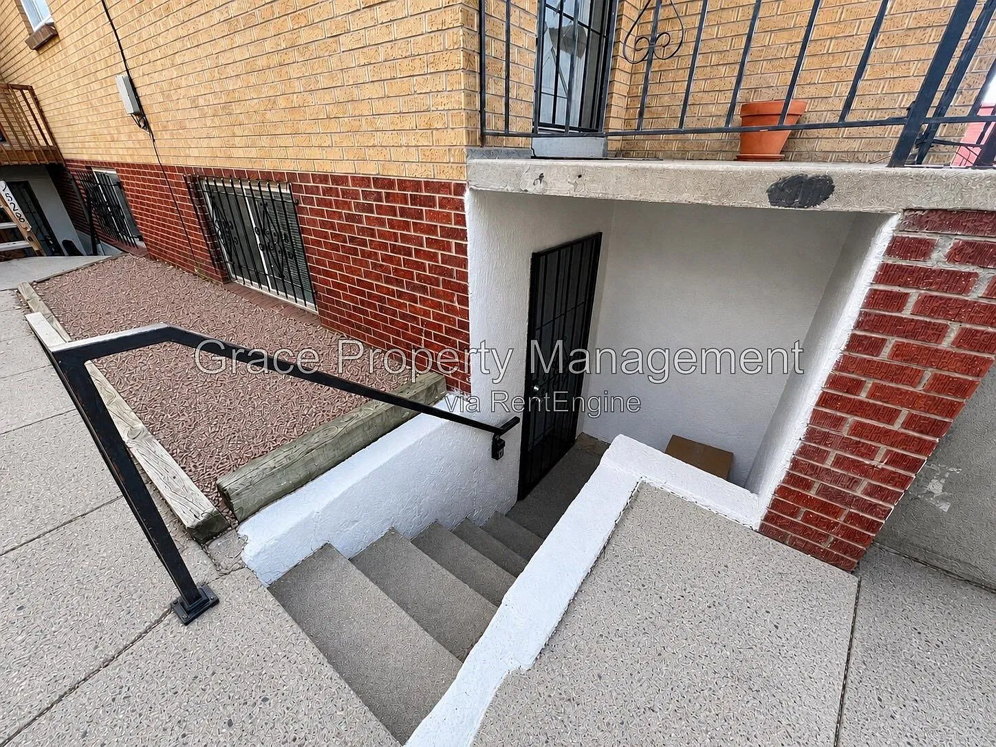 2 bed, 1.0 bath, 1280 sqft, $1,485 — Photo 2