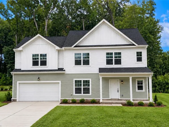 45 Pelchat Dr, Hampton, VA 23666