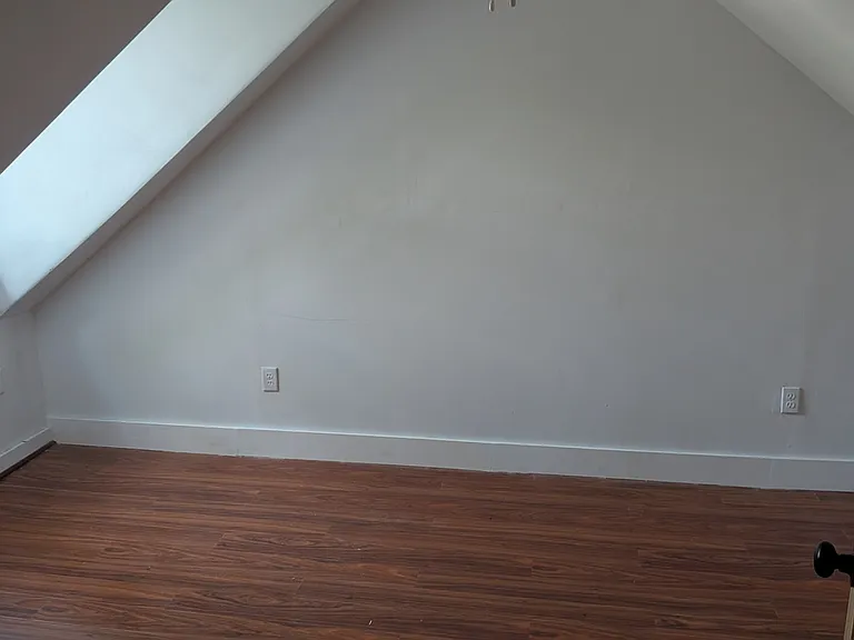 83 Frost Pl #2 — Photo 5