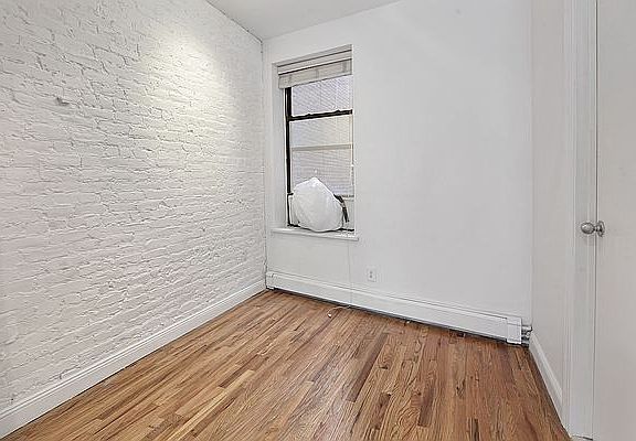 4th image of 305 W Broadway #3A
