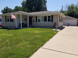 3313 Moorgate Dr, Springfield, IL 62703