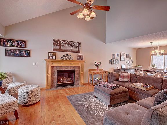 4th image of 15686 Yellow Pine St NW
