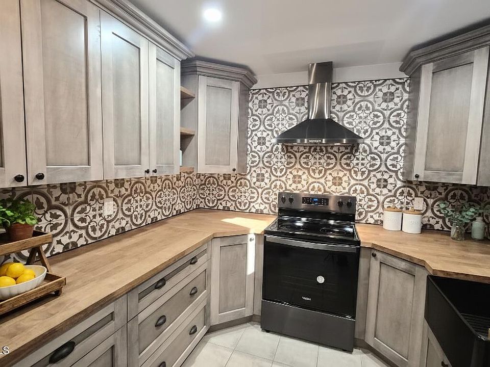 1st image of 12 Sunset Road #A