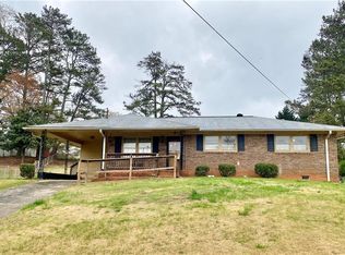 1299 Woodleigh Rd SW, Marietta, GA 30008