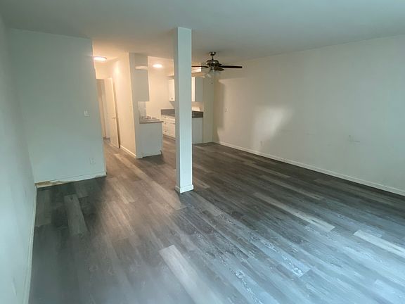2nd image of 18606 Burbank Blvd #4