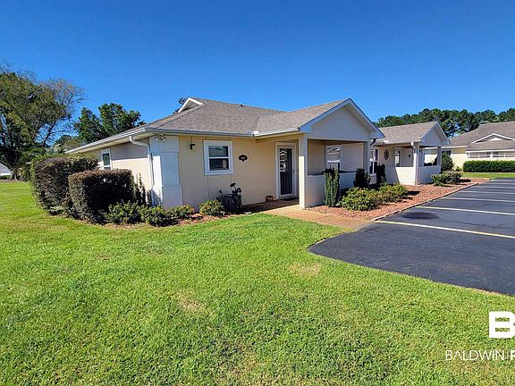 2nd image of 9445 Villas Dr