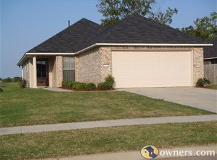 3241 Grand Lake Dr, Bossier City, LA 71111