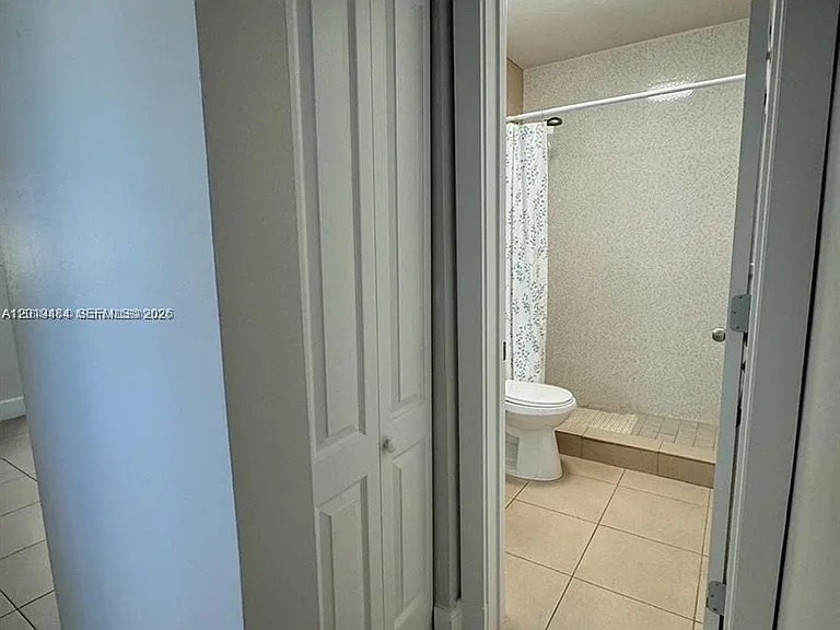 501 SW 120th Ave — Photo 22