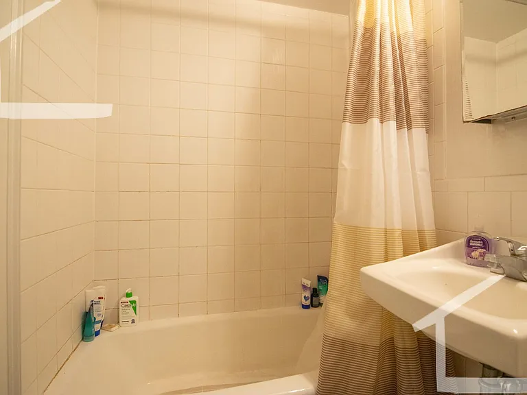 22 Glenville Ave #1D — Photo 9