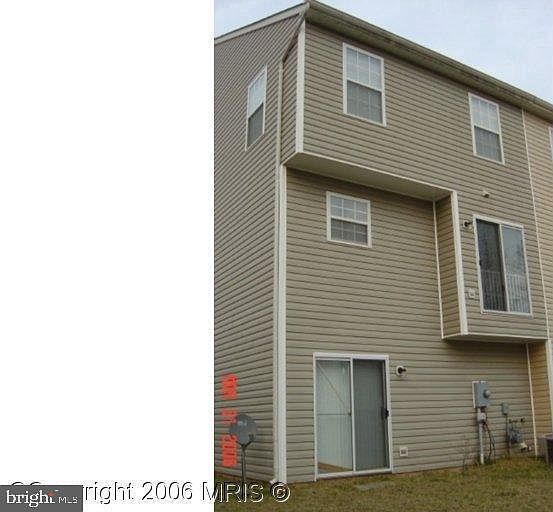 2nd image of 9901 Cranapple Ct