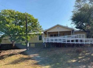 1057 Willow Dr, Canyon Lake, TX 78133