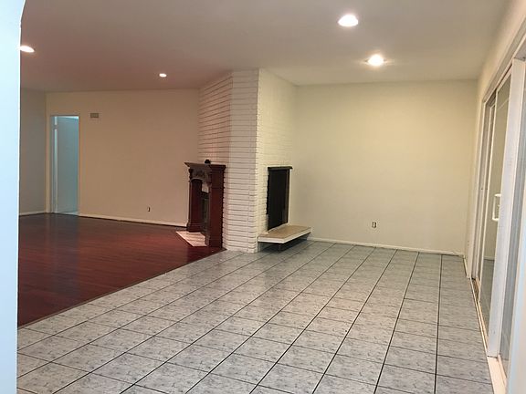 3rd image of 1444 E Norma Ave