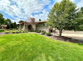 2058 Mercer New Wilmington Rd, New Wilmington, PA 16142