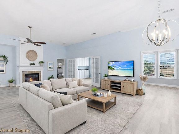 5th image of 5230 Piemonte Ln.