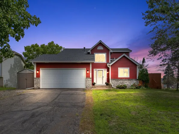 7394 Upper 157th St W, Apple Valley, MN 55124